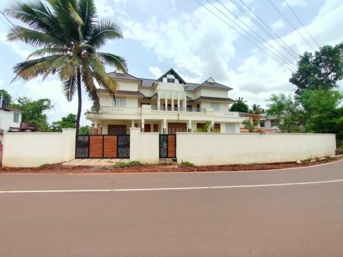 Nandhanam Holidays Kannur Eksteriør bilde